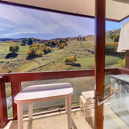 Confortable Aux Pieds Des Pistes, Balcon, Acces Piscine, Telesiege A Proximite - Fr-1-267-286 Villarembert